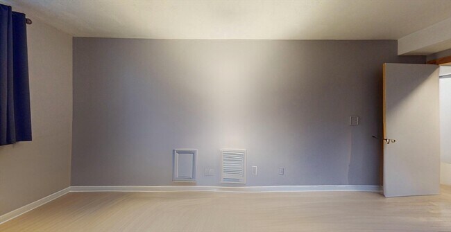 Building Photo - 41 Park 108 Park