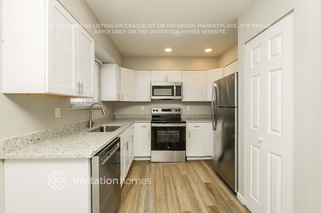 Building Photo - 7245 Goldfield Dr