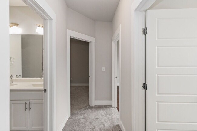 Building Photo - Charming 3-Bed Home with Spacious Layout in Wendell Falls