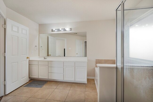 Building Photo - 29417 Forest Floor Ln