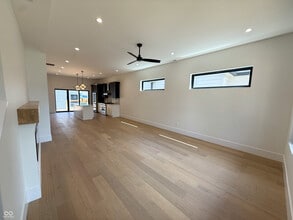 Building Photo - 1448 Lexington Ave