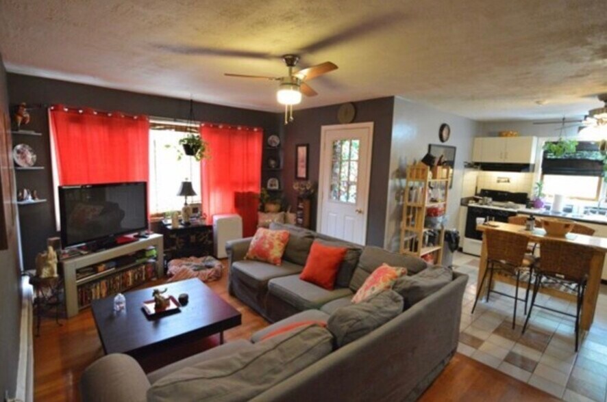 Building Photo - 59 Monadnock St