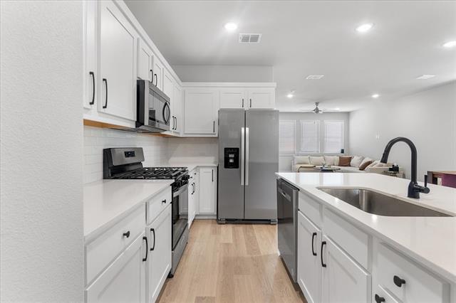 Building Photo - 608 Cottage Wood Dr