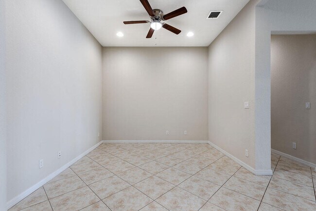 Building Photo - 3425 Siena Cir