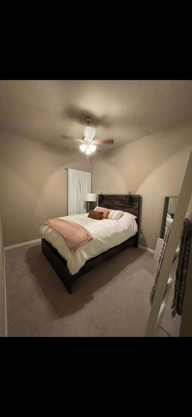 Building Photo - 6420 SW 50th St