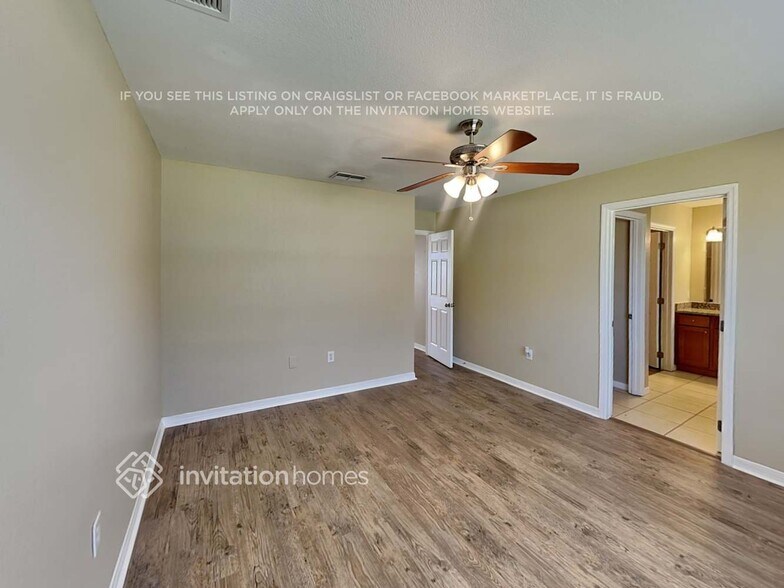 Building Photo - 712 Hamster Ct