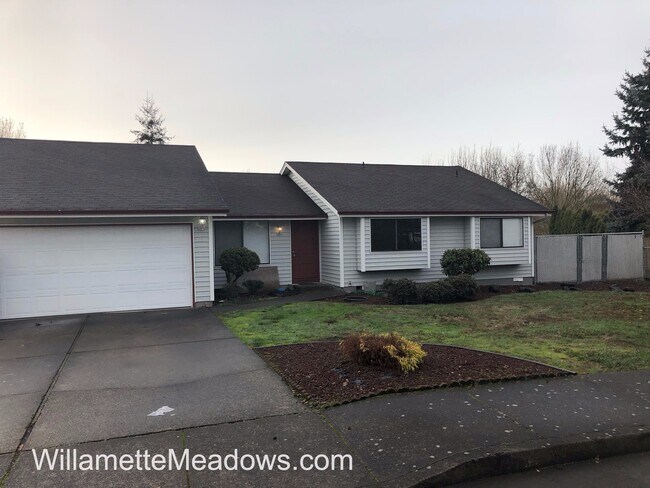 Building Photo - A Wonderfully Remodeled and Completely Updated 3 Bedroom, 2 Bath House with Geer Community Park i...