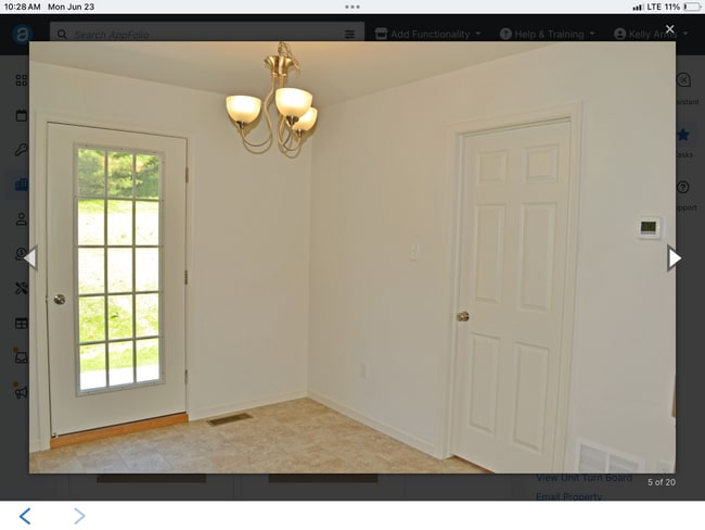 Building Photo - 13 W Abby Ln