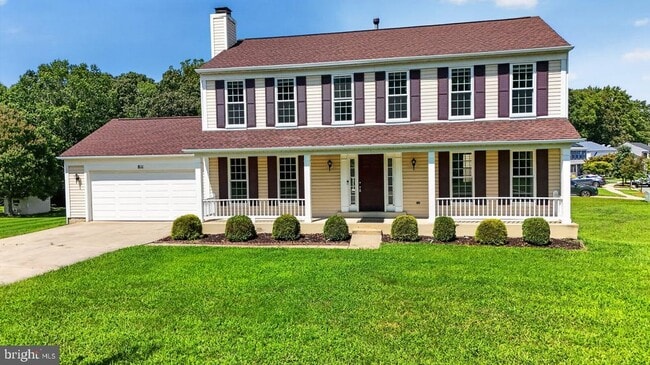 Building Photo - 811 Chatsworth Dr