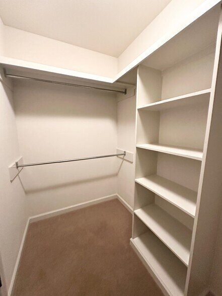 Building Photo - 456 Vieux Carre