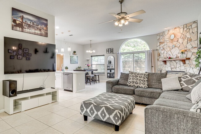 Building Photo - 3812 Tallcott Dr