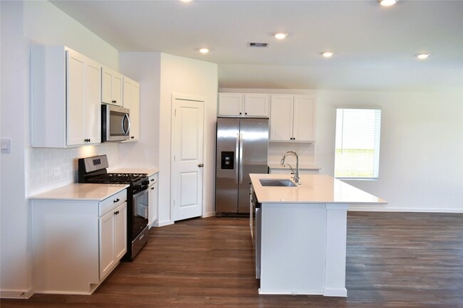 Building Photo - 27307 Azure Fls Dr