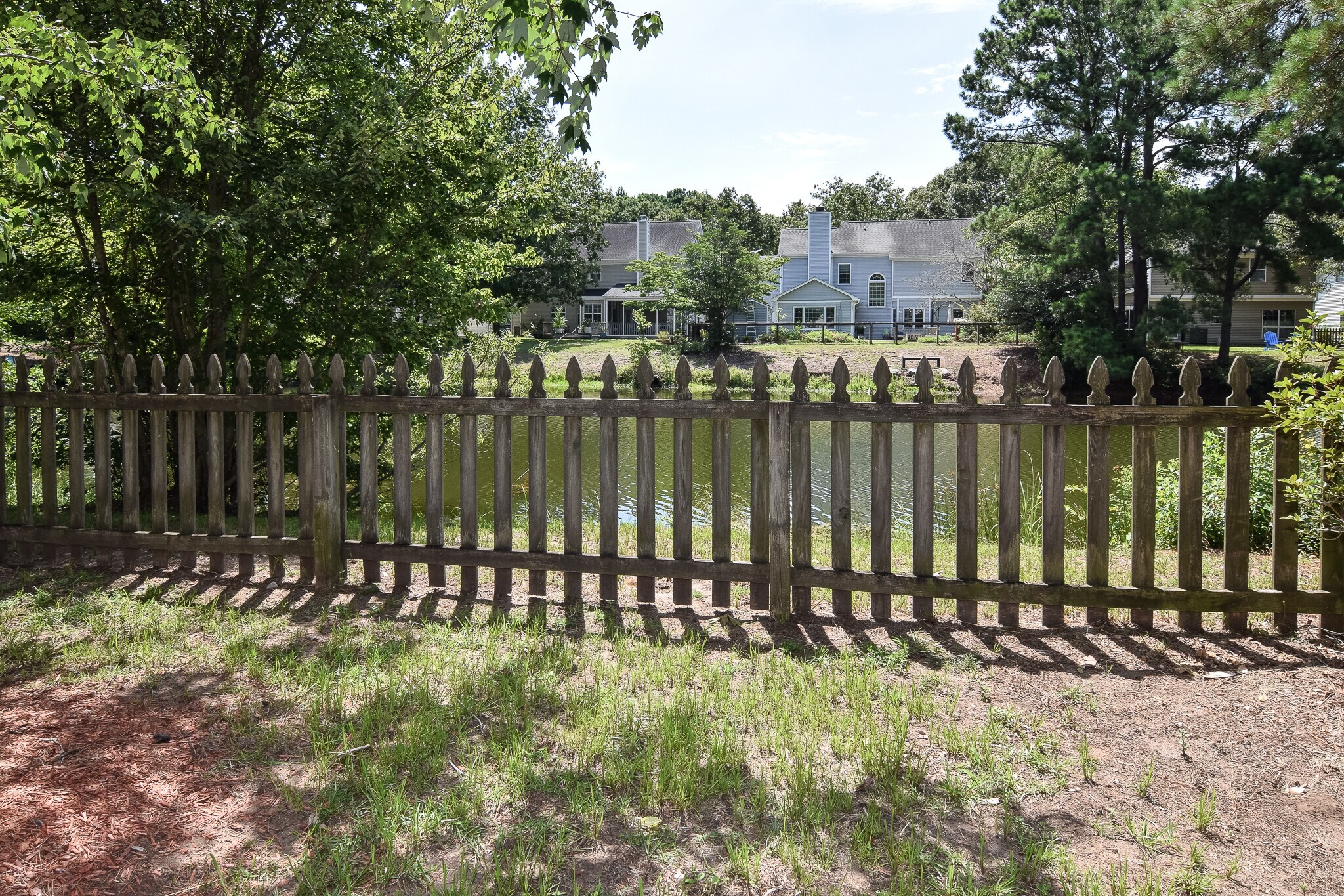 Building Photo - 1827 Falling Creek Cir