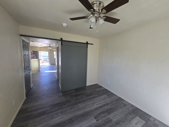 Building Photo - 1484 Tonto Dr