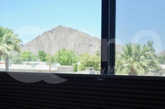 Building Photo - 3233 N 70th St