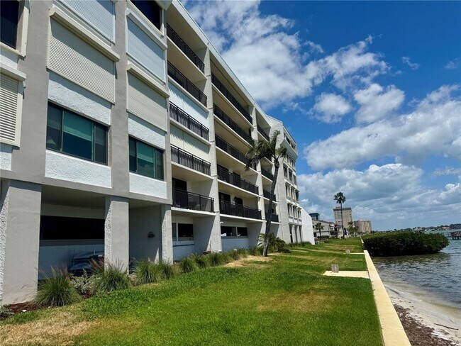 Building Photo - 5700 Escondida Blvd S