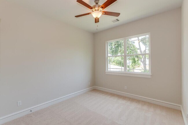 Building Photo - 1814 Napa Creek Ln
