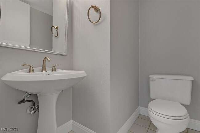 Building Photo - 3111 Bel Air Dr