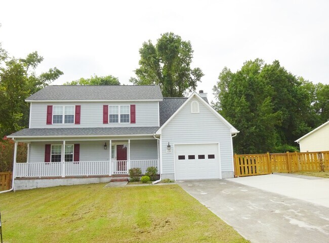Building Photo - 3 BR w/ Bonus Room Minutes to MCAS!