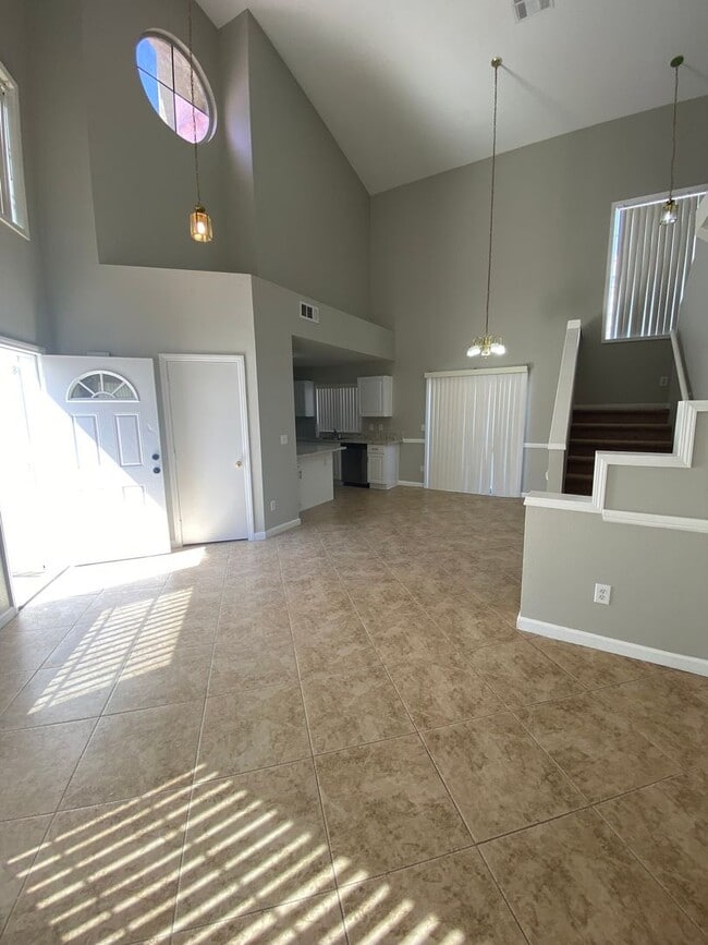 Building Photo - AMERICANA Property Mgmt - Remodeled 2 story 3 beds house in Desert Pines