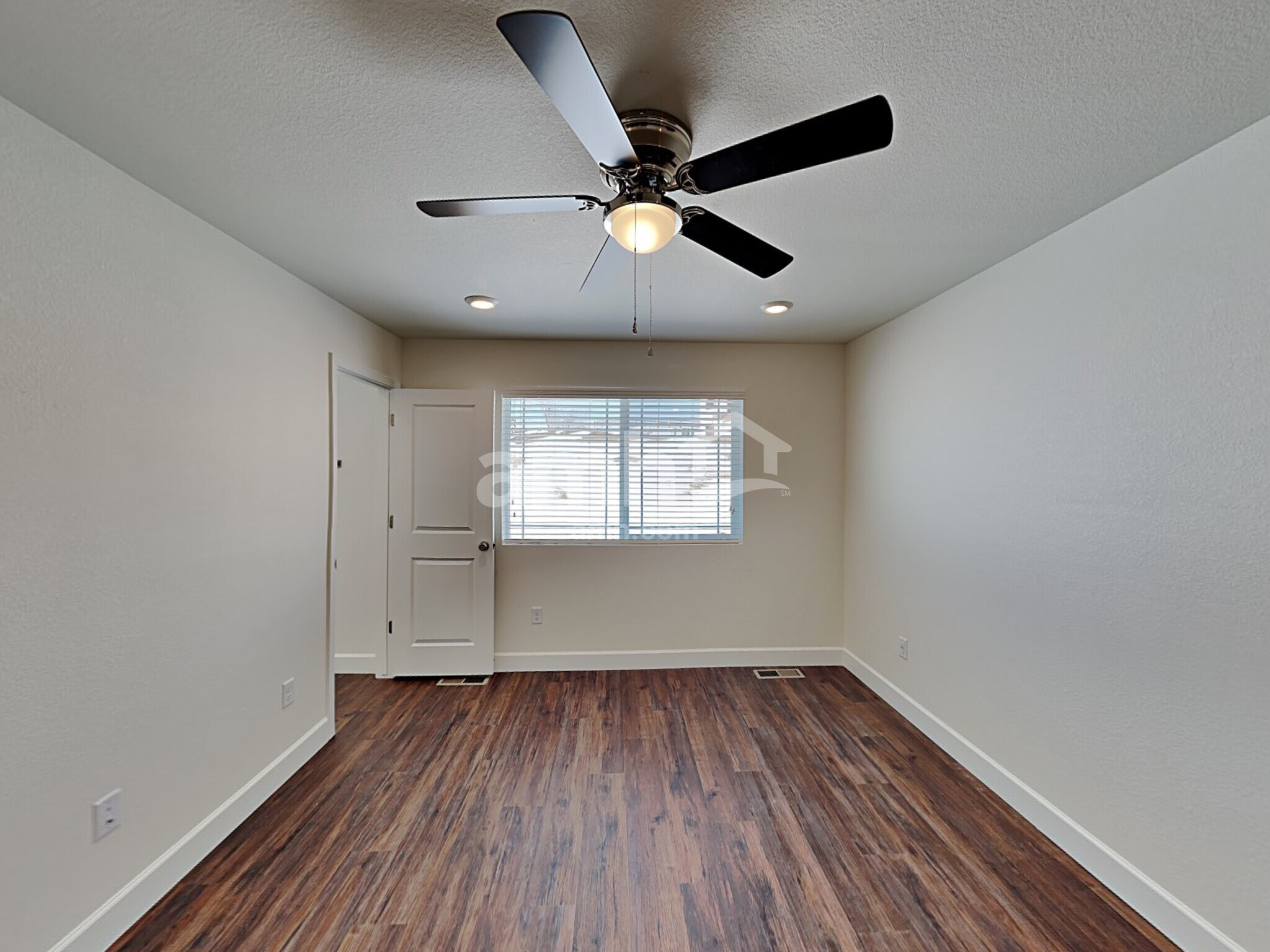 Building Photo - 15091 West 82nd Place