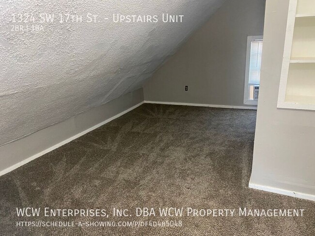 Building Photo - 1324 SW 17th St