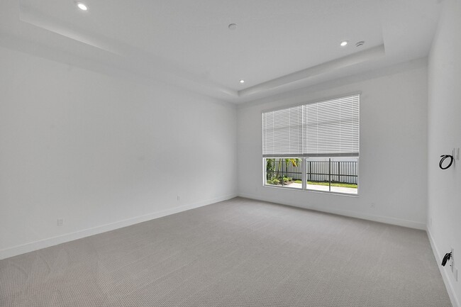 Building Photo - 9524 St Germain Dr