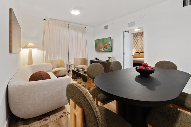 Building Photo - 40 NW 15th Ave