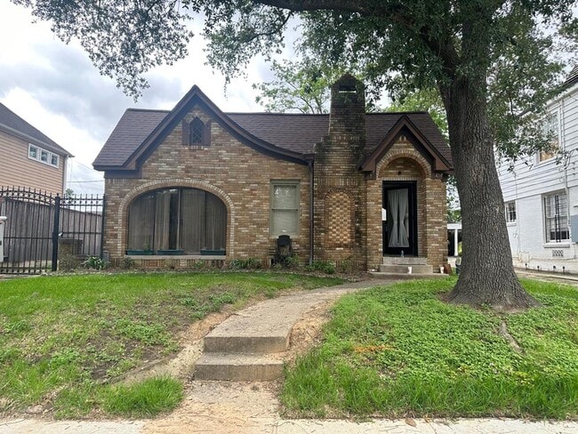 Primary Photo - 6656 Sylvan Rd