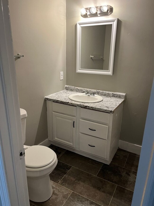 Building Photo - 100 S Main Ave