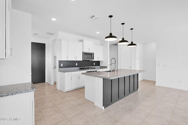 Building Photo - 22538 E Quintero Rd