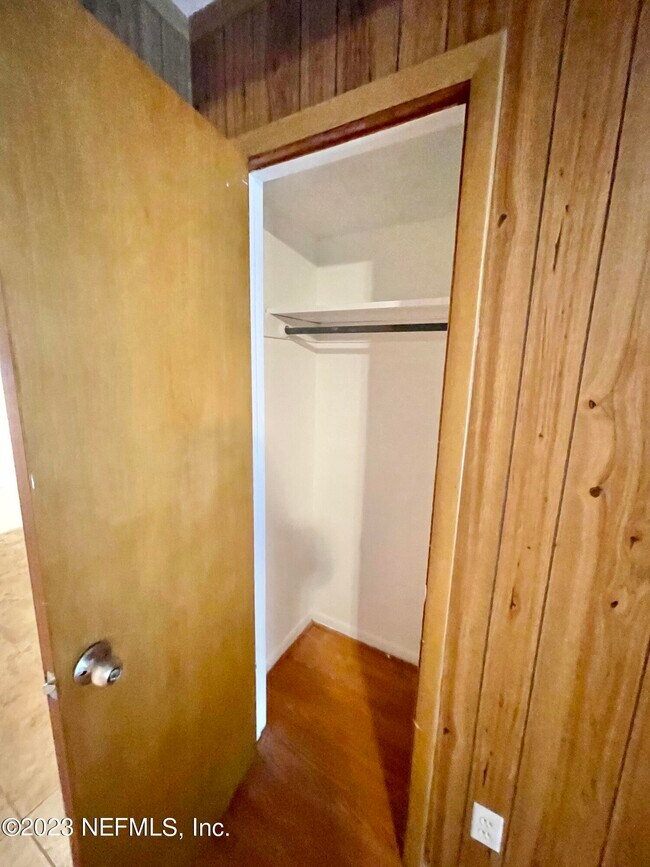 Building Photo - 5391 Golf Course Dr