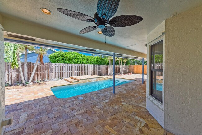 Building Photo - 13442 Northumberland Cir