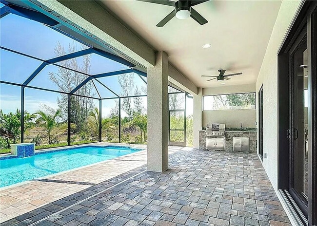 Building Photo - 4406 NW 20th Terrace