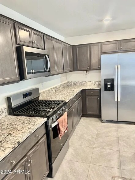 Building Photo - 2923 W Monte Way