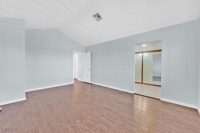 Building Photo - 8720 Pavia Dr