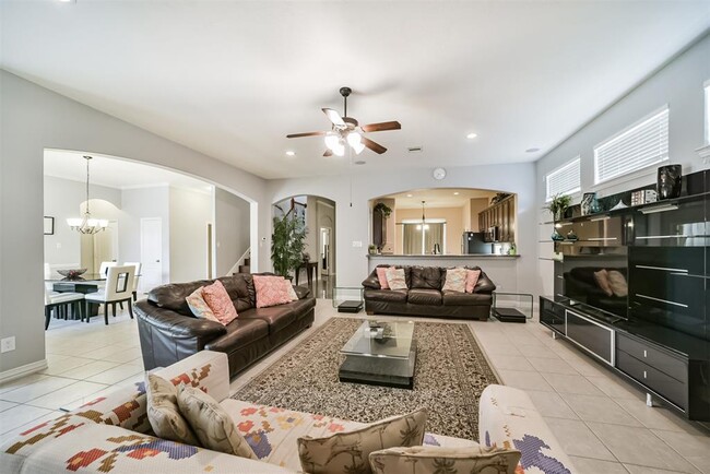 Building Photo - 24919 Ginger Ranch Dr