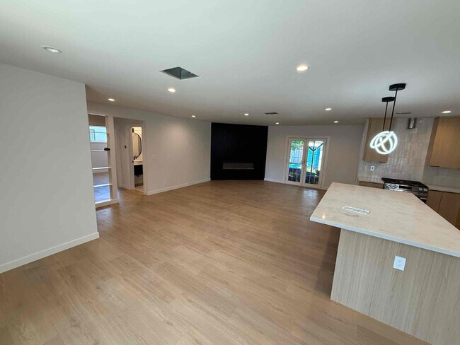 Building Photo - 17813 Welby Way