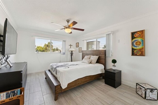 Building Photo - 911 NW 7th St