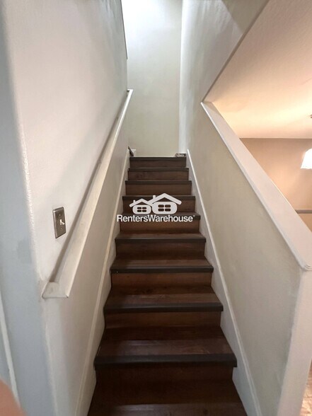 Building Photo - 10943 Keys Gate Dr