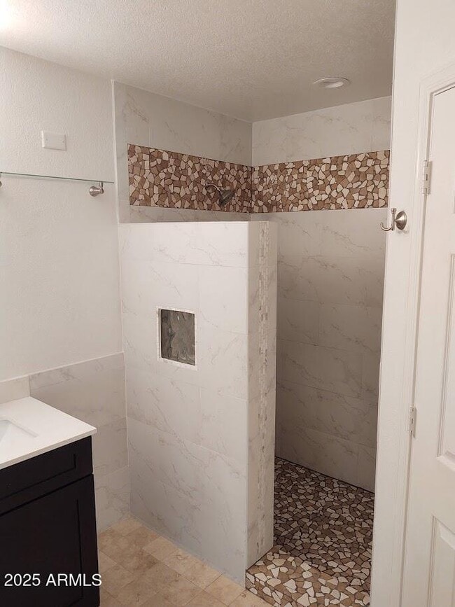 Building Photo - 4114 E Jojoba Rd