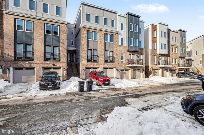 Building Photo - 15540 Smoke Box Way