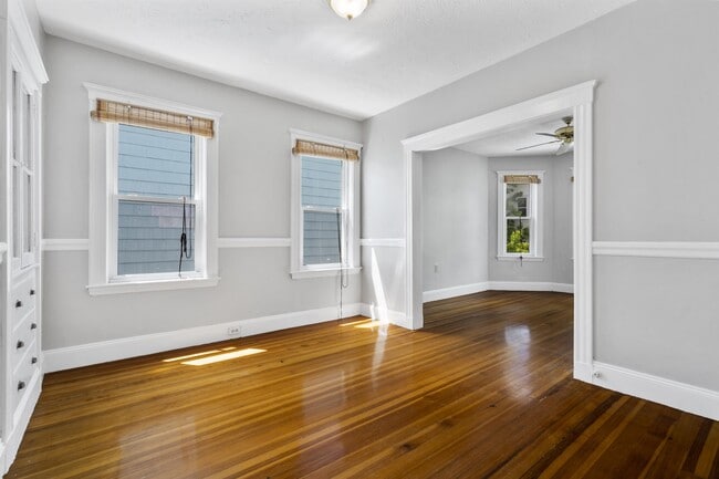 Building Photo - 31 Harold St