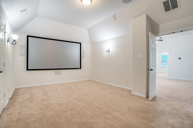 Building Photo - 13085 Llano Ave