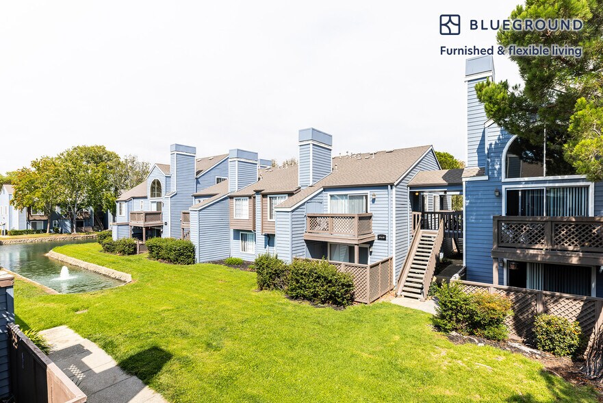 Building Photo - 43 Rock Harbor Ln