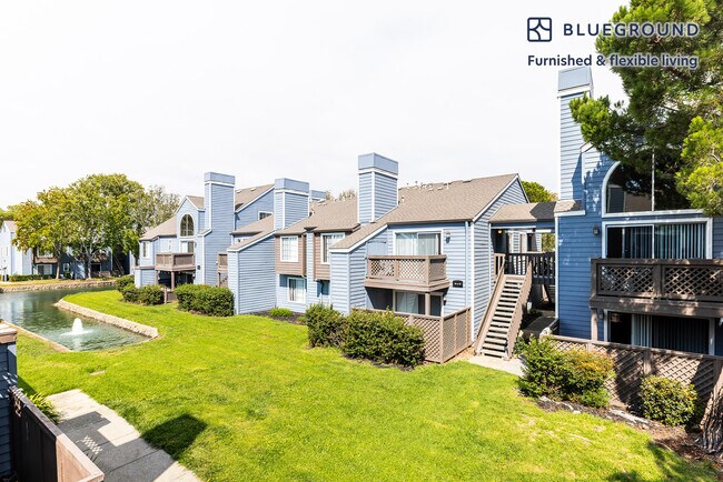 Building Photo - 43 Rock Harbor Ln