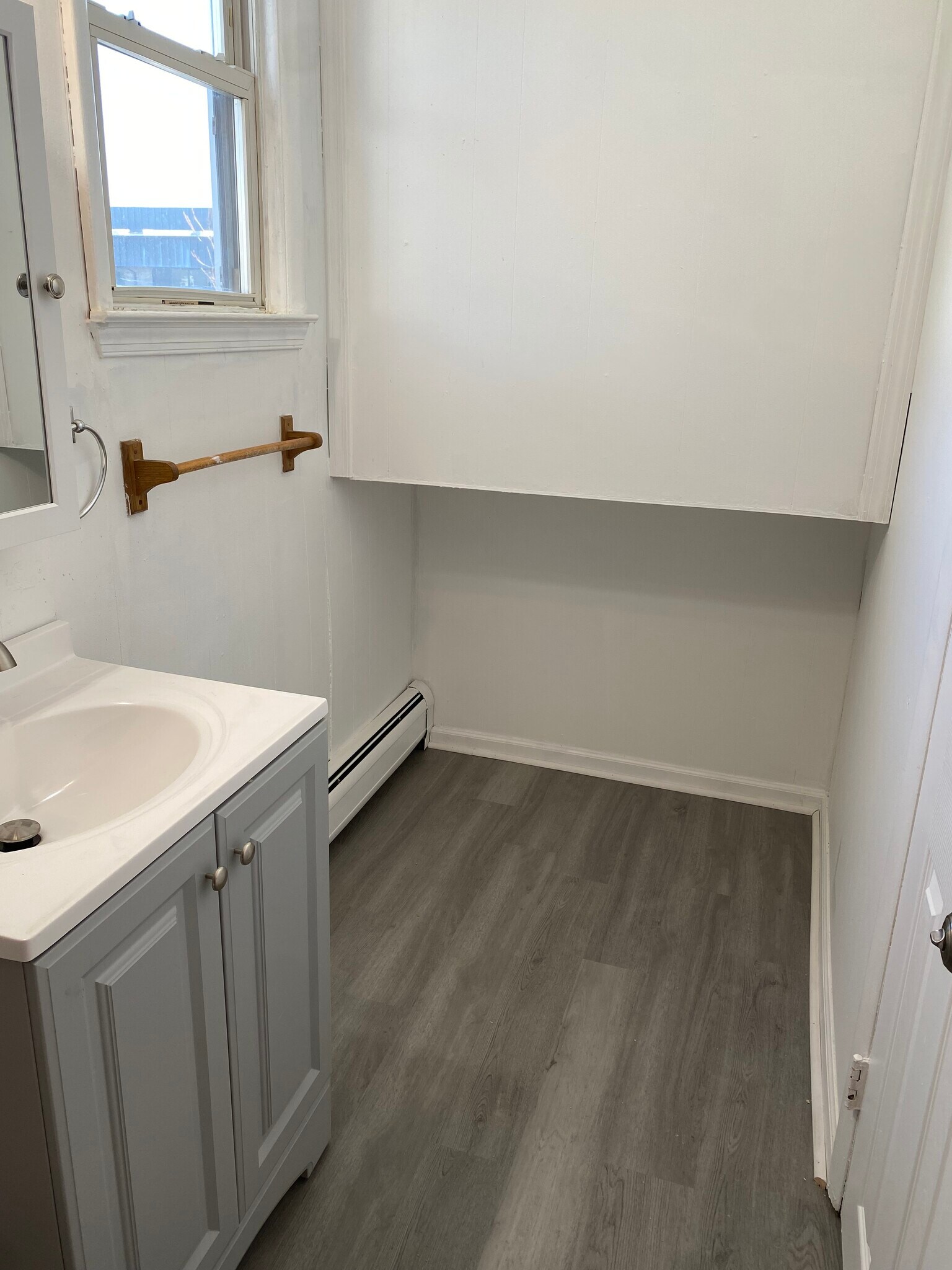 Building Photo - 56 Charles St