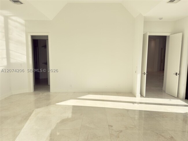 Building Photo - 2880 Windmill Ranch Rd