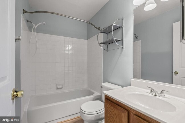 Building Photo - 6249 Sandpiper Ct