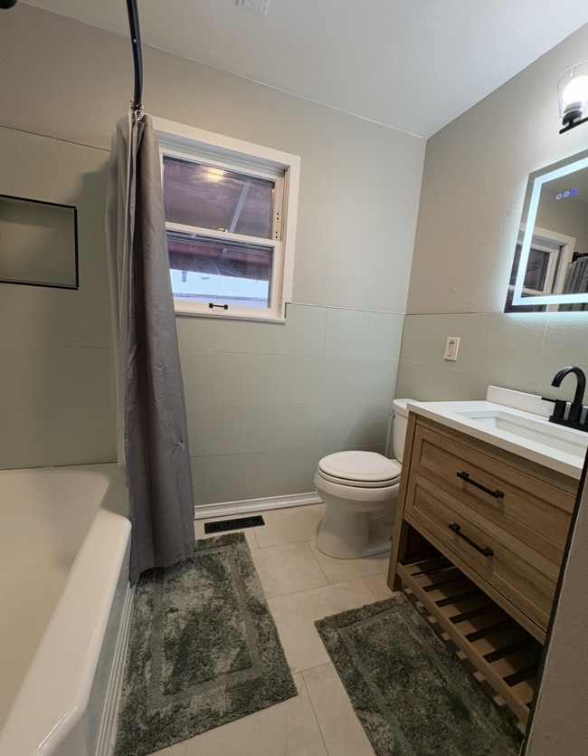 Building Photo - 18 Mt Washington Dr